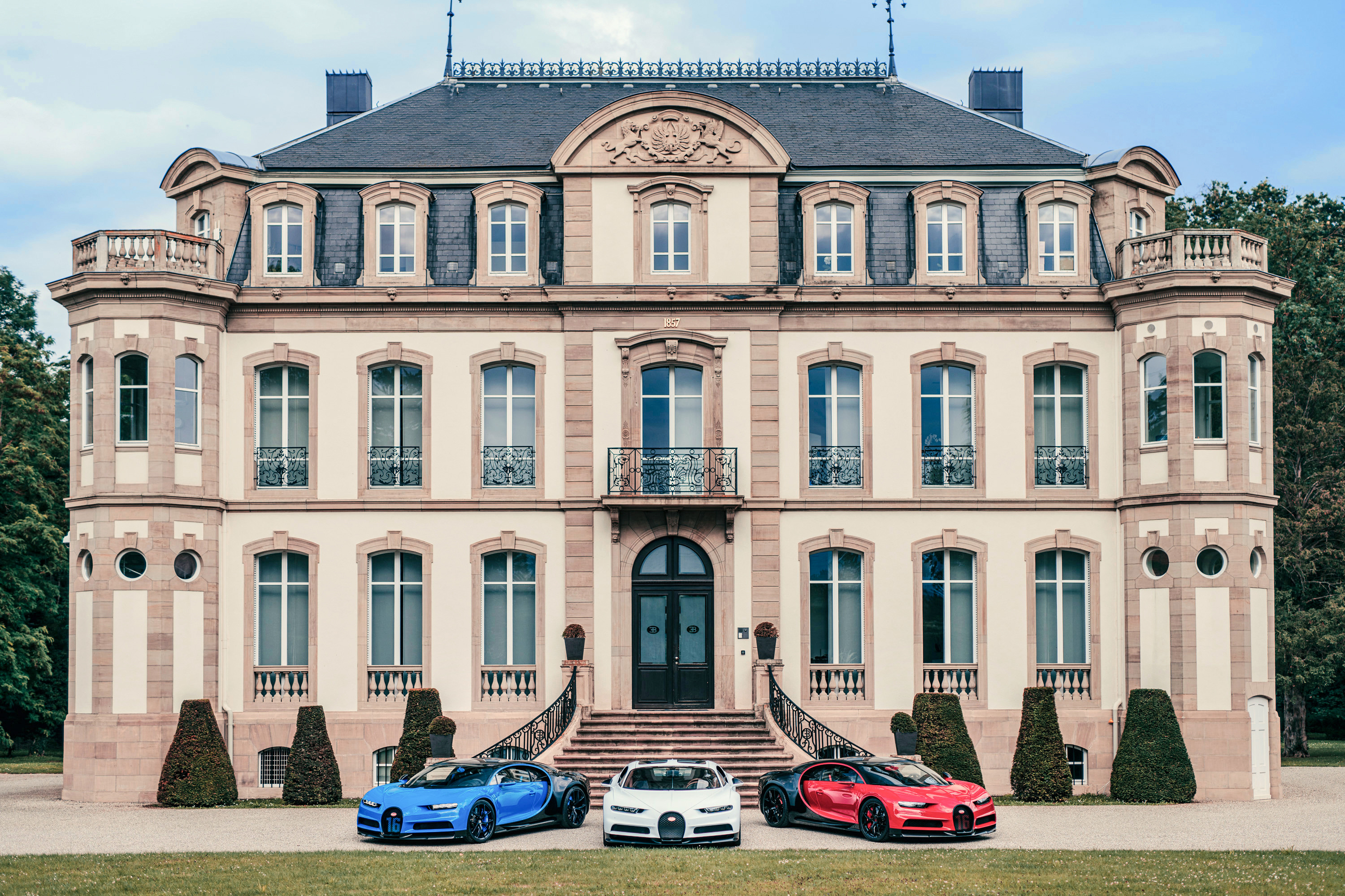 Une demande record fait entrer la production de la Chiron dans sa dernière  phase – Bugatti Newsroom