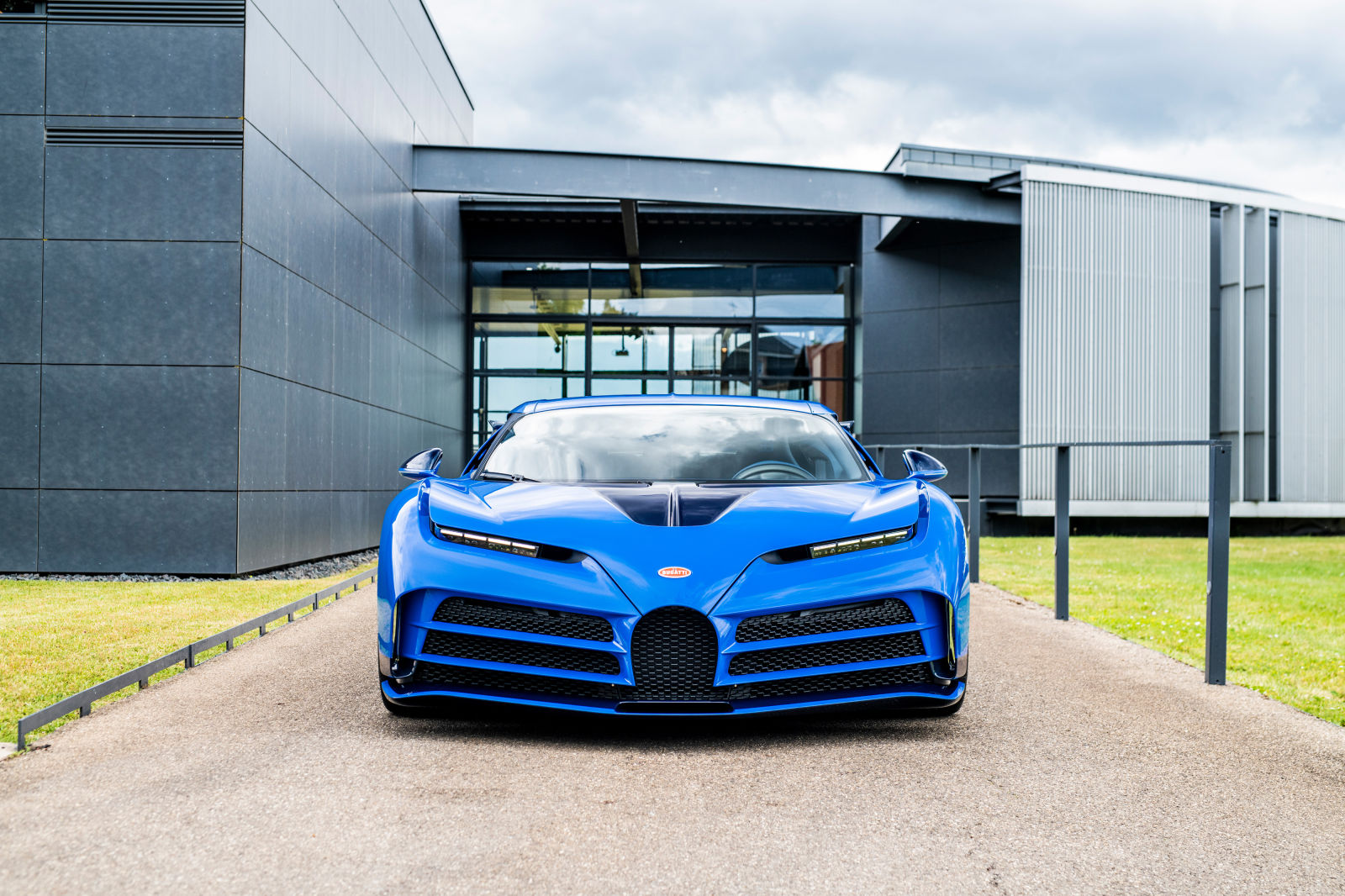 Erster Bugatti Centodieci an Kunden ausgeliefert – Bugatti Newsroom