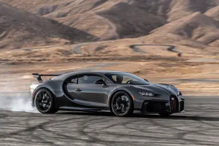 La Bugatti Chiron Pur Sport idéale pour les virages de Willow Springs.