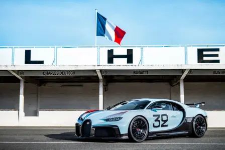 ‘Bugatti Sur Mesure’: Official customization program begins with bespoke Chiron Pur Sport