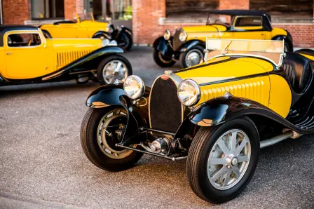 The Type 55 and its Jean Bugatti-designed two-seater Roadster body. 