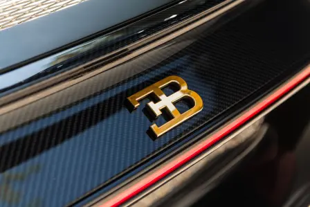 The “EB” emblem displayed on the Chiron L’Ébé has a 24-karat gold finish.