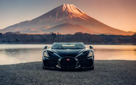 W16 Mistral in Oishi Park, with Mount Fuji in the distance and Lake Kawaguchi preceding it.