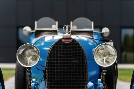 Am 3. August debütierte der legendäre Bugatti Type 35 beim Grand Prix de Lyon im Jahr 1924.