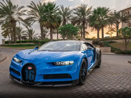 Bugatti im Nahen Osten – VIP-Fahrevent in Saudi-Arabien.