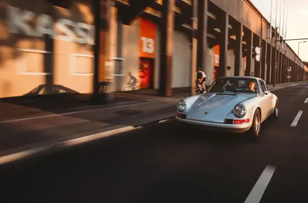 Grocery cruise: “To remember what it feels like….. my private ride, 911 SC, 820 kg, as pure and minimal as it can get.”