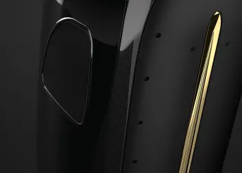 The Royale “Edition Noir” in detail, limited to 15 pairs of speakers.