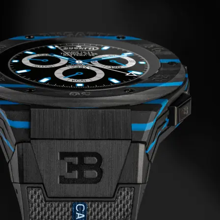 Bugatti Carbone Limited Edition: the first carbon fiber smartwatch.
