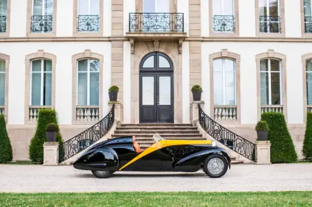 Das einzigartige Exemplar des Bugatti Type 57 Roadster Grand Raid Usine wurde auf dem Salon de l‘Automobile in Paris im Oktober 1934 vorgestellt.