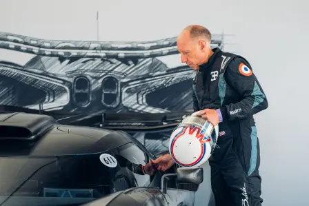 Andy Wallace joined Bugatti in 2011 as a Pilote Officiel.