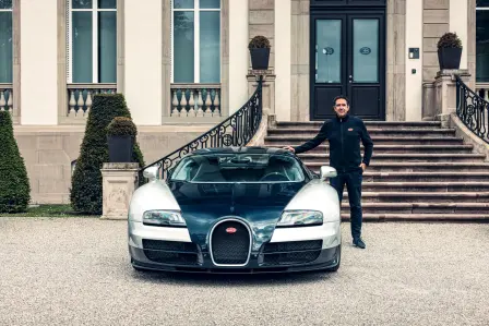 Pierre-Henri Raphanel est devenu, en 2005, le premier Pilote Officiel de Bugatti.