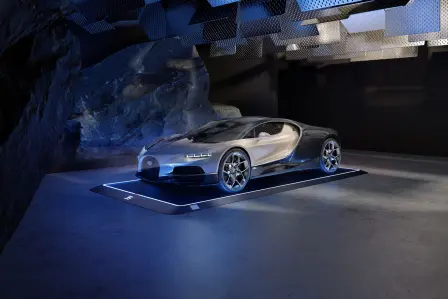 The Bugatti Edition CarPad and CarPad Pro by Fahrengold highlight Bugatti’s hyper sports cars, ensuring they stand as centerpieces of appreciation.