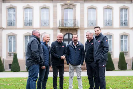 From left to right: Patrick Burk, Ludovic Herbez, Francis Jund, Jean-Luc Furst, Didier Arbogast and Loic Hoenig, in front of Château Saint Jean.