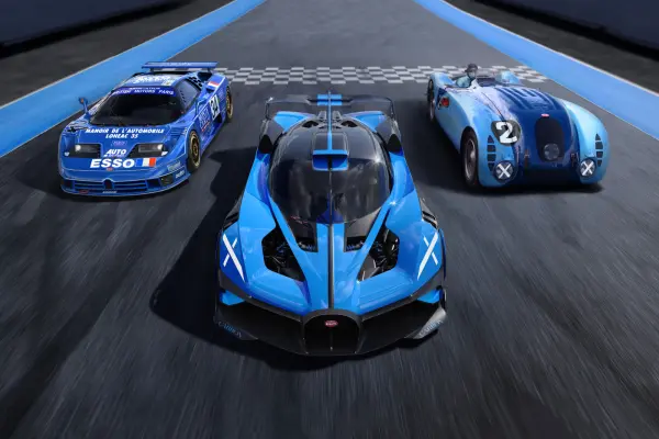 « Pour regarder vers l'avenir, il faut d'abord retourner dans le passé et comprendre l'importance unique et authentique de l'héritage d'une marque. », Bugatti Bolide, Showcar 2020.