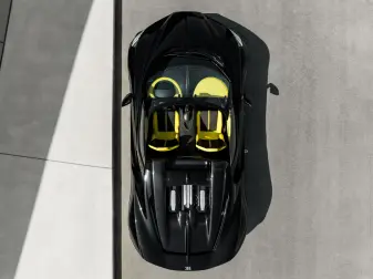 Sowohl beim Gebäude der BEEAH Group als auch beim Bugatti W16 Mistral standen Licht und Luftzirkulation im Mittelpunkt des Designprozesses.