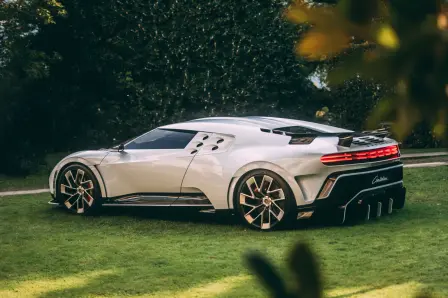 L'apparition de la Centodieci au Concorso d'Eleganza à Villa d'Este a été l'un des moments forts de la saison automobile de cette année.