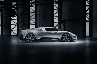 A tribute to the legendary EB 110: the Bugatti Centodieci.