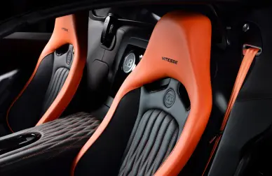 Bugatti included the highest quality leather with fine backstitching in the interior of the Veyron 16.4 Grand Sport Vitesse.