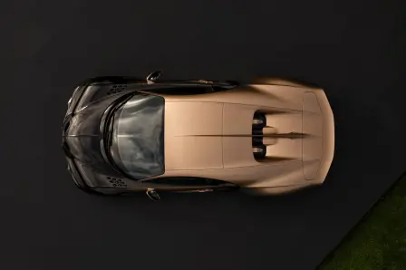 La Bugatti Chiron Super Sport « Golden Era », une pièce tout à fait unique, a été dévoilée à « The Quail, A Motorsports Gathering ».