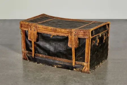 Motoring trunk, Ettore Bugatti – The Peter Mullin Collection, auctioned by Bonhams on July 24, 2024.