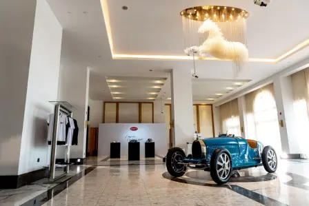 Bugatti shines in Dubai – Bugatti Newsroom