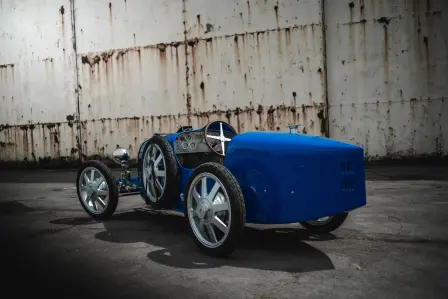 La Bugatti Baby II est une réplique de la Type 35 à l’échelle 75 %