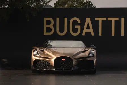 Bugatti präsentierte den W16 Mistral in einer einzigartigen 'Doré'-Lackierung bei „The Quail, A Motorsports Gathering“.