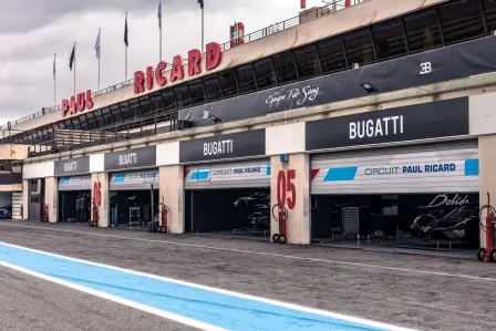 Paul Ricard – a pit lane with history. From legendary Grand Prix races to Bugatti's latest generation of hyper sports cars: the pits of Circuit Paul Ricard have always been a stage for outstanding engineering.​