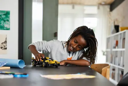 Le LEGO Technic Bugatti Bolide marque la nouvelle collaboration entre les deux marques.