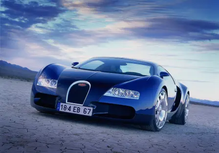 Only a few months later, at the 1999 Tokyo Motor Show, Bugatti presented its fourth design, this time by Hartmut Warkuß and the young and talented Jozef Kabaň.