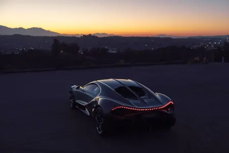 La Bugatti Tourbillon éblouit la Californie.