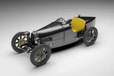 Bugatti et The Little Car Company ont créé une nouvelle Bugatti Baby II en édition limitée réservée aux propriétaires de la W16 Mistral.