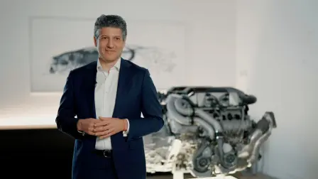 Emilio Scervo, Chief Technology Officer chez Bugatti Rimac, voulait construire une plateforme permettant à la Tourbillon de transmettre des émotions et un plaisir de conduire inégalés.
