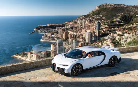 La Bugatti Chiron Super Sport à Monaco, un joyau de la « French Riviera » situé à l'apogée du luxe européen.