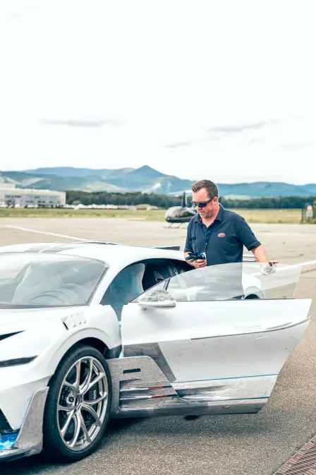 Steve Jenny, Bugatti test driver since 2004, has driven more than 350,000 km in Veyron, Chiron and Divo models.