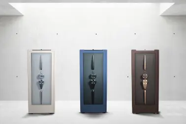 La collection Hyper Safe se décline en trois modèles : « Hyper Light », « Hyper Track » et « Hyper Dark ».