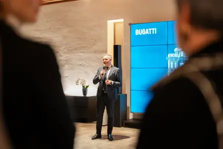 Hendrik Malinowski took the opportunity to thank the customers for their passion and commitment to the Bugatti brand.